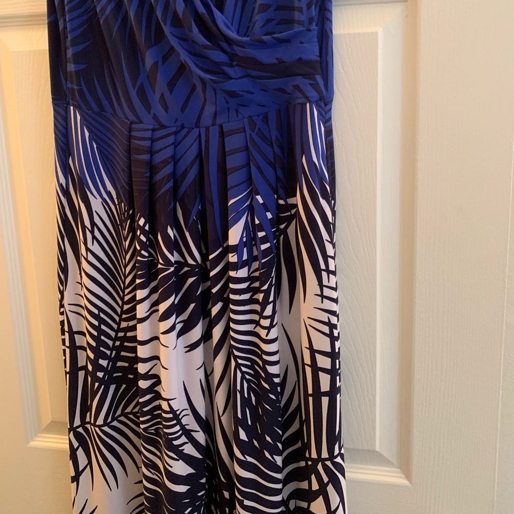 *SOLD* Sold elsewhere.Liz Claiborne Maxi Dress. - Picture 2 of 8